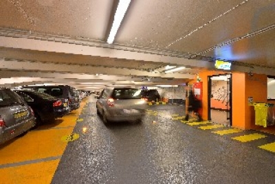 Photo Parking_Pyramides_D_cembre_2012_07.jpg